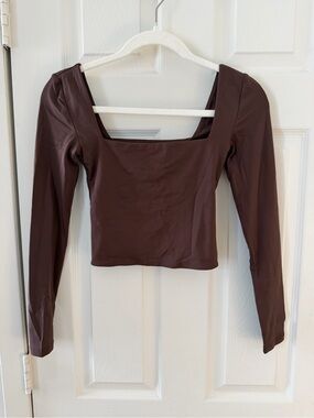 Aritzia Babaton Square Neck Top